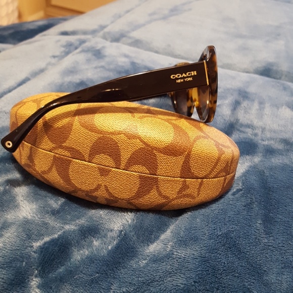 Sunglasses - Picture 3 of 3